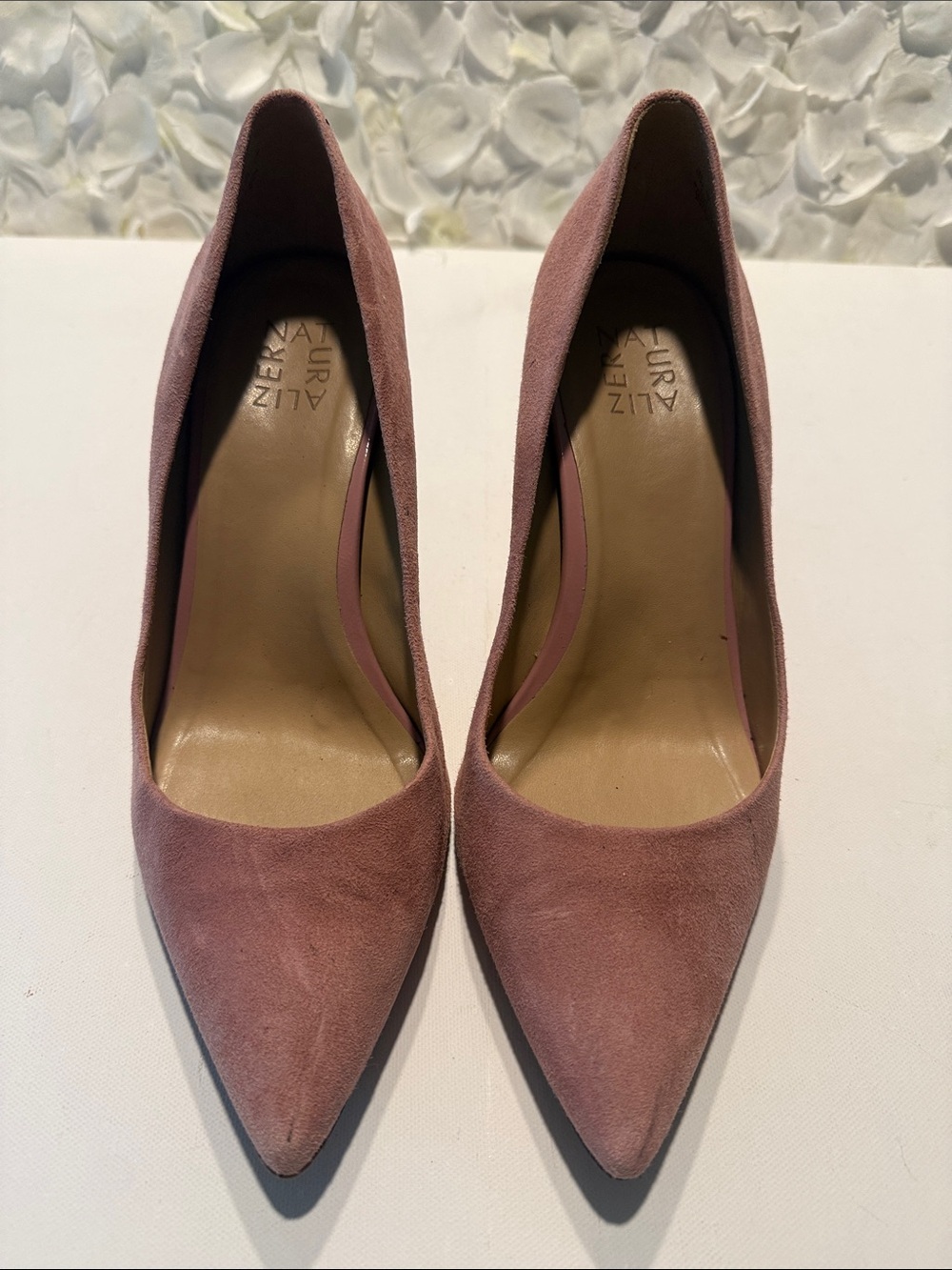 Naturalizer Mauve Suede Pointed Toe Pumps